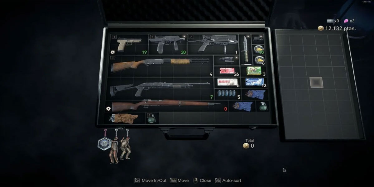 กระเป๋าและพวงกุญแจใน Resident Evil 4 4